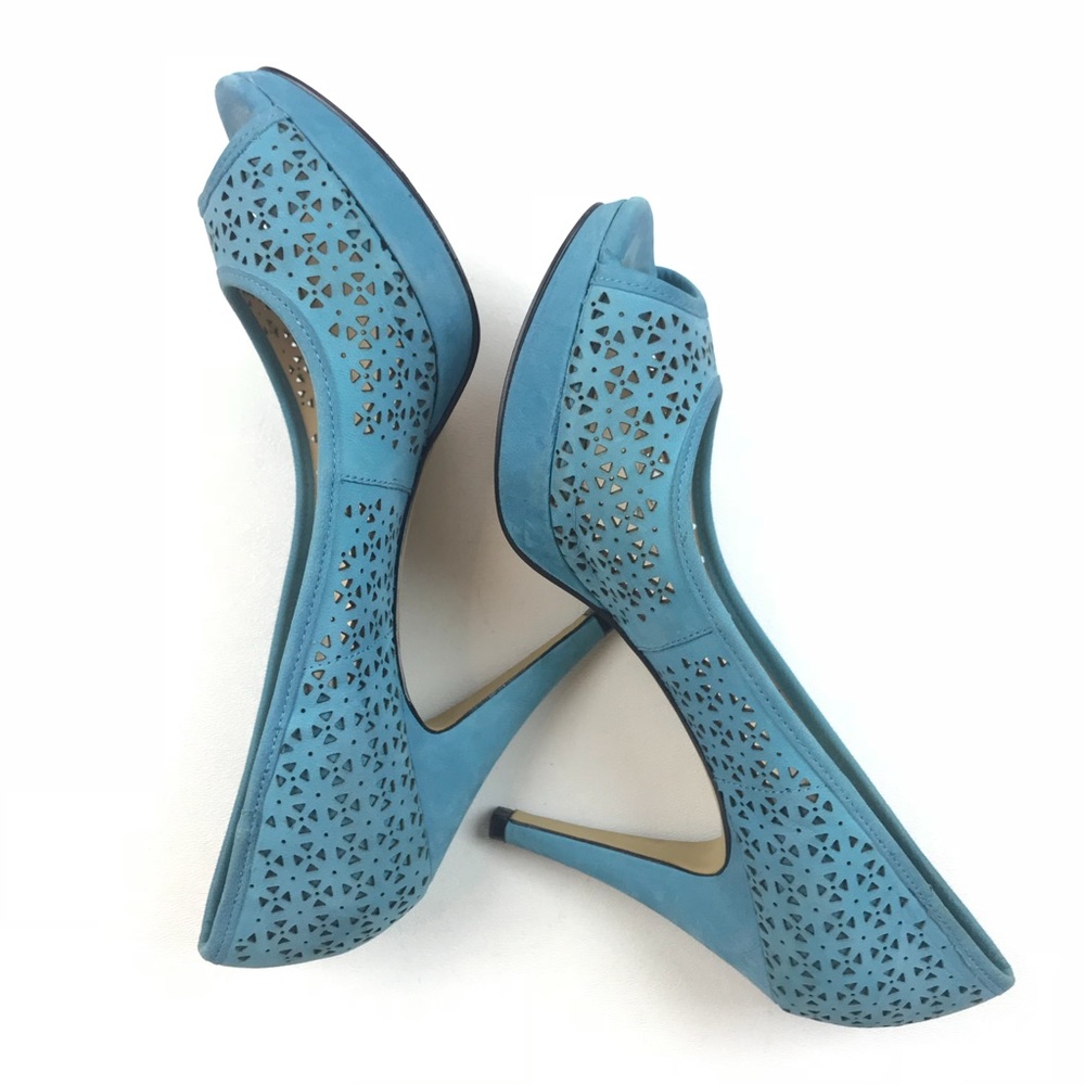 Open toe pump - Picture 2 of 5